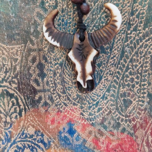 Buffalo Skull Pendant new with ethnic tribal design