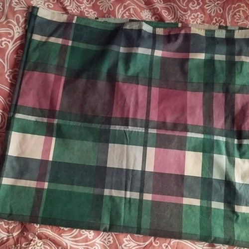 Tablecloth 100% cotton like new, 1.35x1.25 m, green-pink
