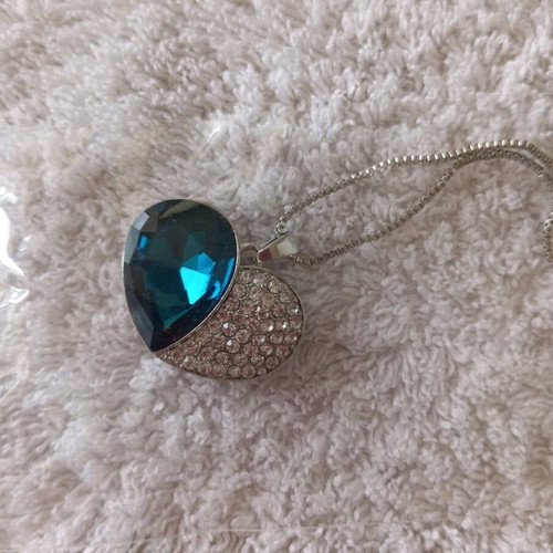 Handmade necklace with double heart and Swarovski stones, new