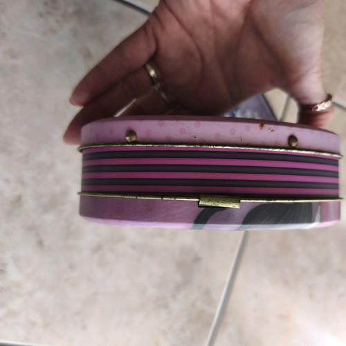Santoro wallet and heart-shaped gift box set used