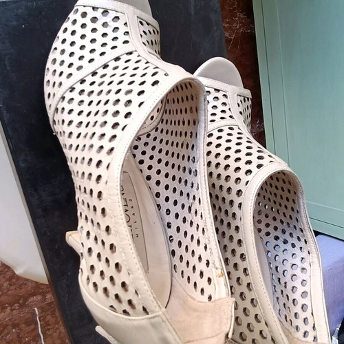 Roberto Vennuti high-heeled boots like new, beige, size 39