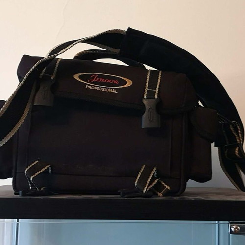 Small camera bag like new