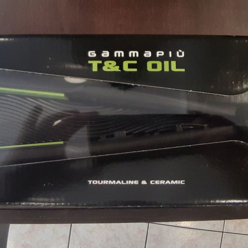GammaPiu hair straightener new with ceramic tourmaline plates