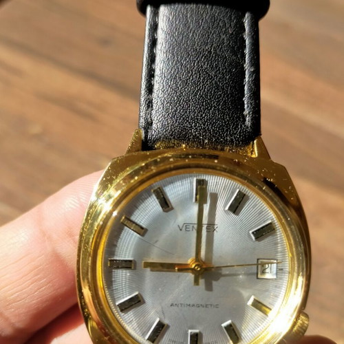 Mechanic wristwatch