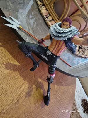 Katakuri figure like new