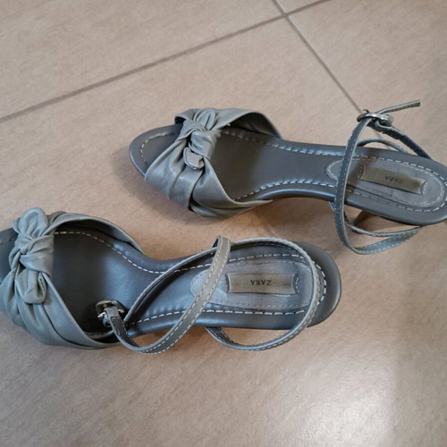 Zara sandals used, gray, size 38, wooden heel