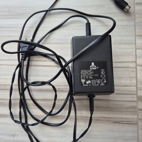 Atari 800XL console with original power supply, functional