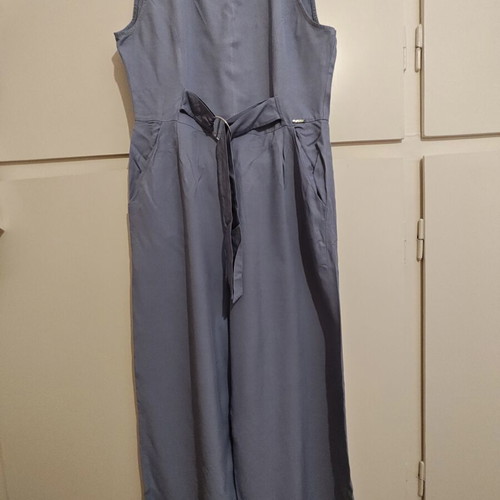 Regalinas jumpsuit medium used, sleeveless turquoise blue