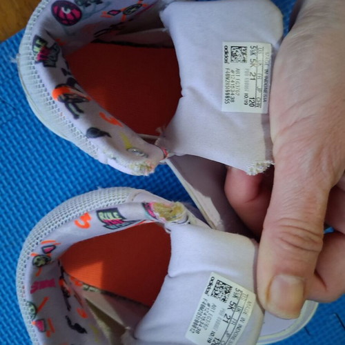 Adidas baby sports shoes used, size 21, light purple