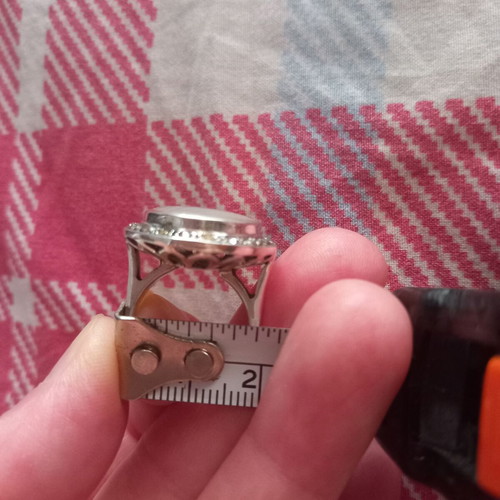 Silver ring with mother-of-pearl stone like new, size 13