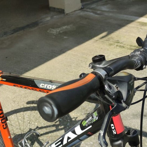 Ideal Crossmo men's trekking bike used, 24-speed Shimano, size L, red