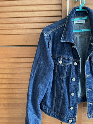 MANGO Denim Jacket κλασικό τζιν μπουφάν Medium σαν καινούργιο, μπλε