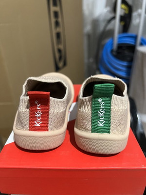 Kickers shoes for girls no20 like new, rose gold soft
