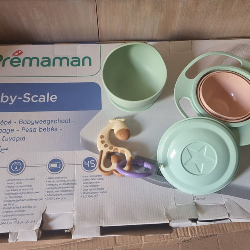 Premaman Baby Scale like new with 2 baby plates and 1 Dr Browns teether