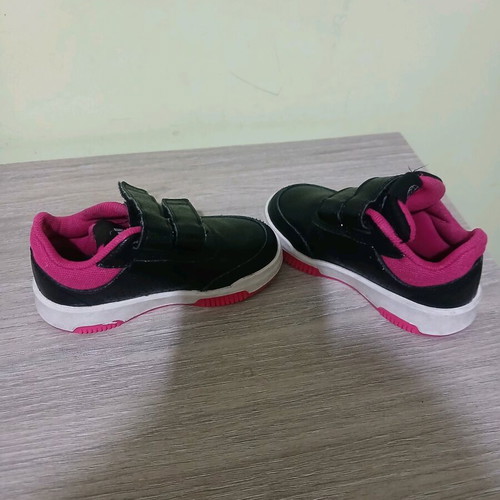 Adidas sneakers like new, size 23, black and pink