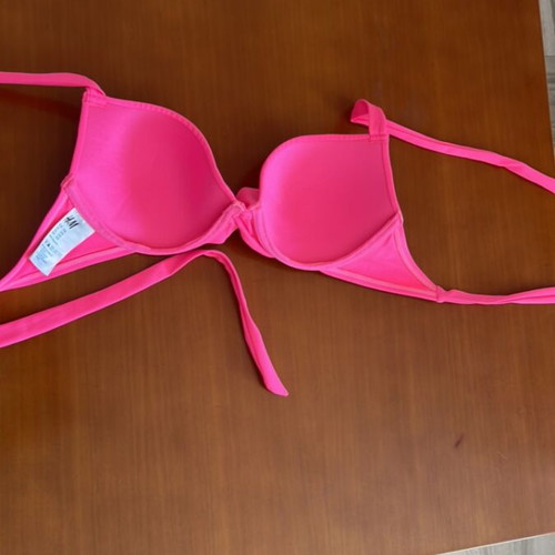 H&M Bikini Top new, size 75B, pink