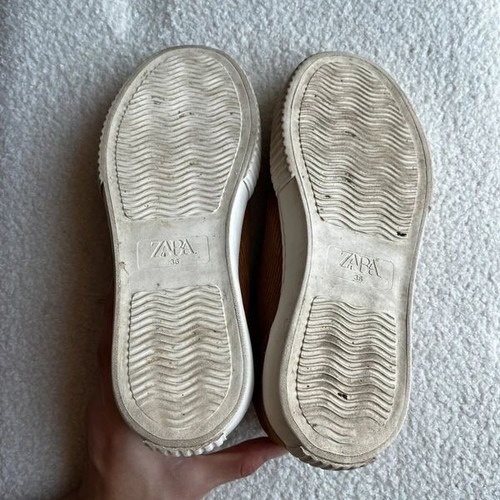 Zara brown corduroy sneakers, size 36