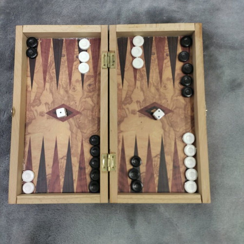 Backgammon wooden decorative board like new with small pieces and dice
