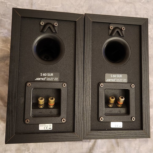JAMO S60 speakers like new, compact 2-way bass reflex