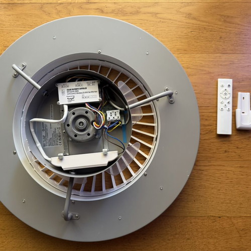 LEDVANCE Smart WiFi Ceiling Fan 50cm with LED Light like new