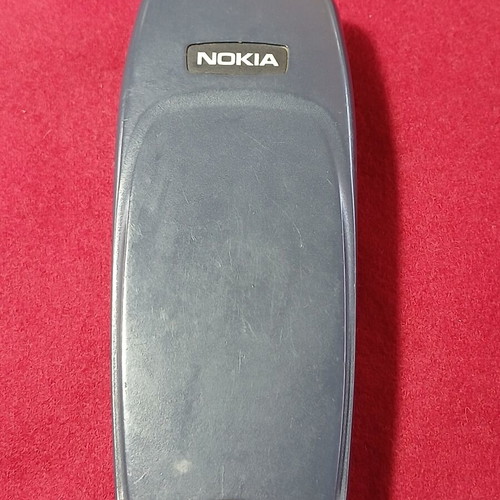 Nokia 3310 classic mobile phone used, blue