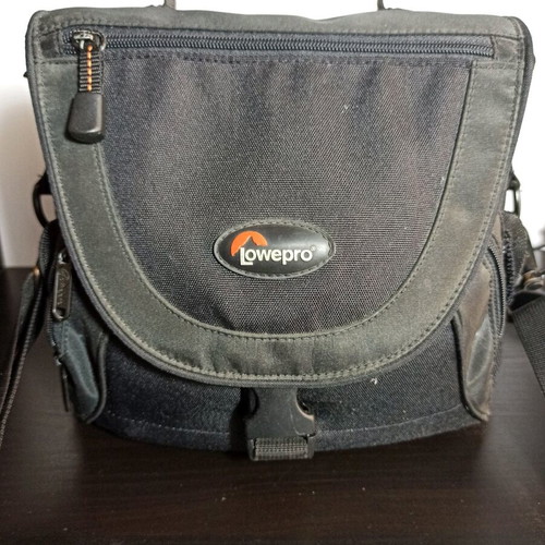 Panasonic dmc-gh3 camera used with accessories