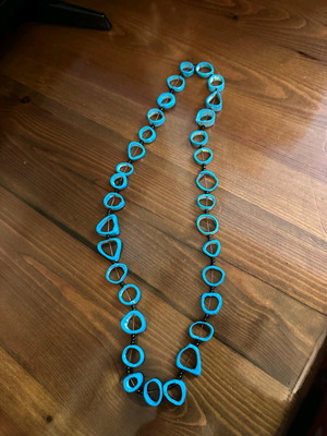 Necklace like new blue and turquoise