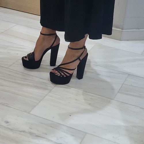 Sante black platform high heels like new