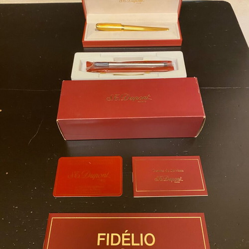 S.T. Dupont Fidelio gold plated rollerball new with documents and box