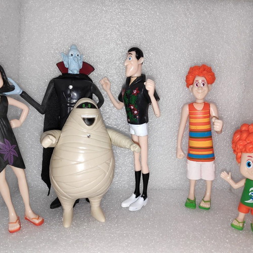 Hotel Transylvania figure set of 6, like new, with LED lights