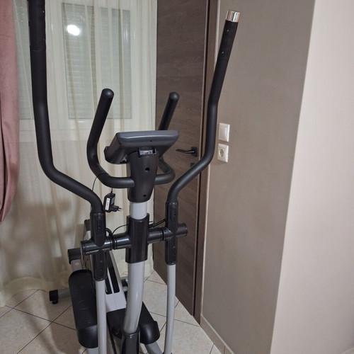 BH Fitness NLS12 Dual elliptical trainer like new