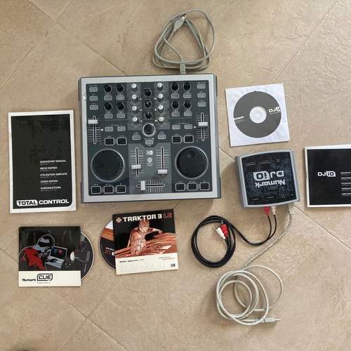 Numark Classic Digital DJ Setup used