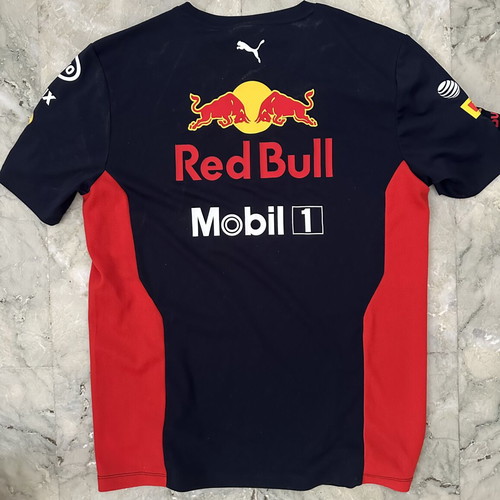Redbull Racing Puma T-shirt like new, size Medium