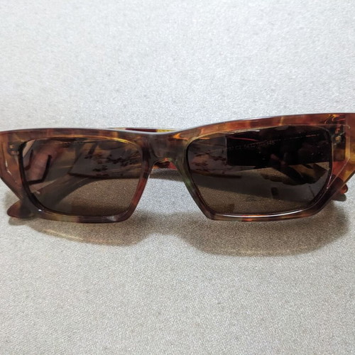 El Greco women's handmade sunglasses like new, multicolor