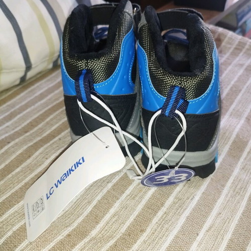 LCW STEPS boys' trekking shoes size 33 new