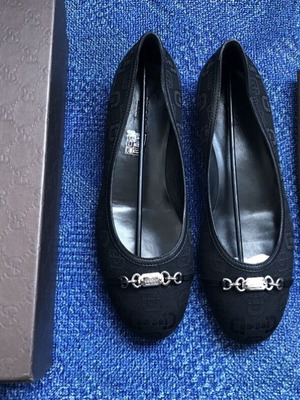 Gucci women's ballet flats new, size 38.5-39, black
