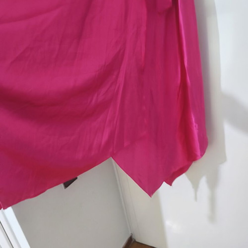 Fuchsia satin asymmetric dress On Line like new, strapless