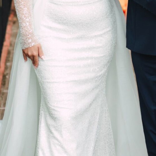 Sposa Moda wedding dress with detachable train and sleeves