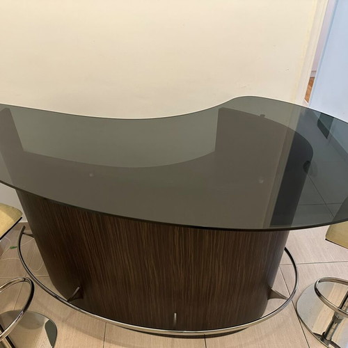 Bar furniture with 2 stools used