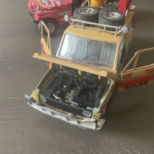 Burago metal toy cars Range Rover and Jeep CJ-7 used