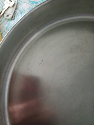 Неръждаем съд за печене 18/10 кръгъл голям като нов