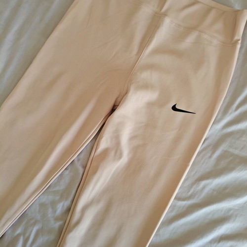 Pink soft leggings size S like new