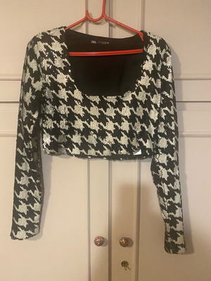 Zara crop blouse with sequins black and white like new size M