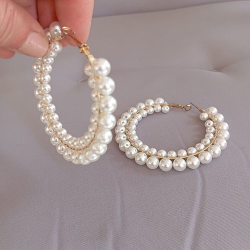 Earrings large pearl hoop used like new, white