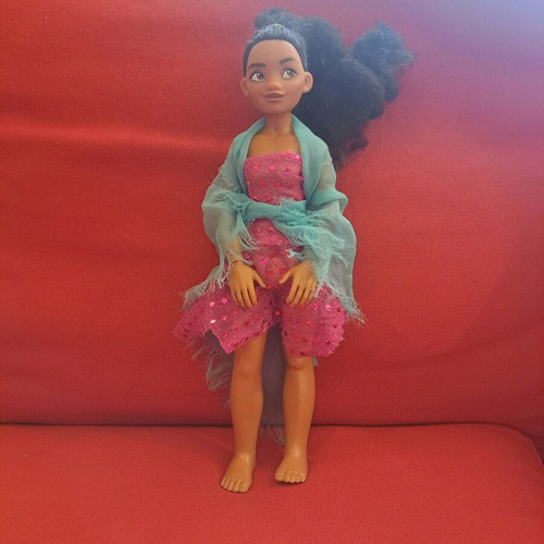 Vaiana Disney doll like new with vintage Matell and Barbie clothes