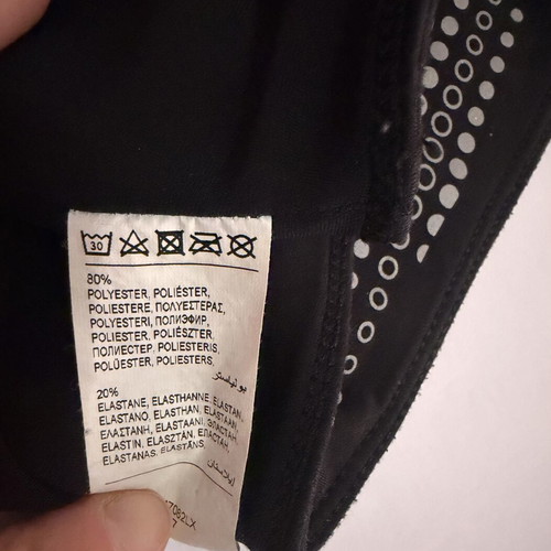 Nike neck warmer like new, black and grey