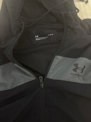 Under Armour jacket, black, size L