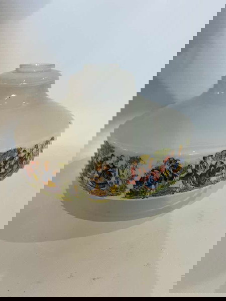 Αντίκα λαμπόγυαλο με αναπαραστάσεις 20x33x5,5