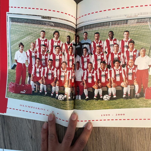Olympiakos Official Yearbook 1999-2000 used, authentic