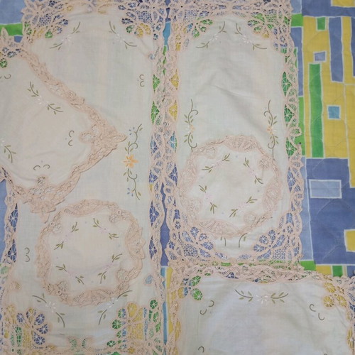 Embroidery set like new with beautiful design